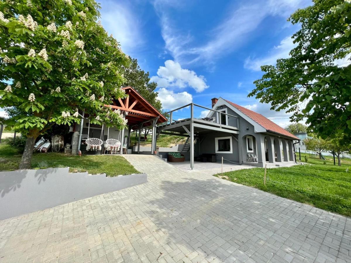 Voelgyhid Village Balaton Kőröshegy Dış mekan fotoğraf